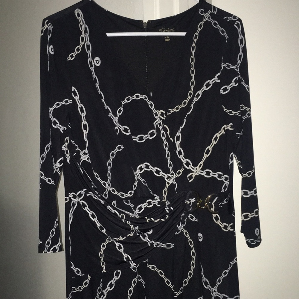 Chain-link print dress